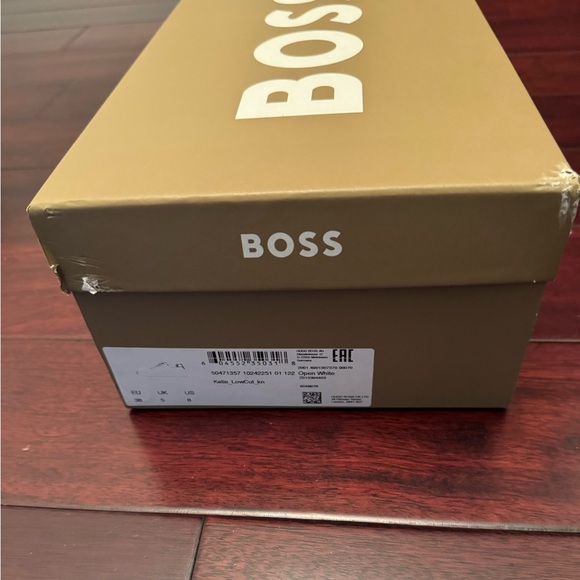 Selling Hugo Boss shoes - Picture 4 of 5